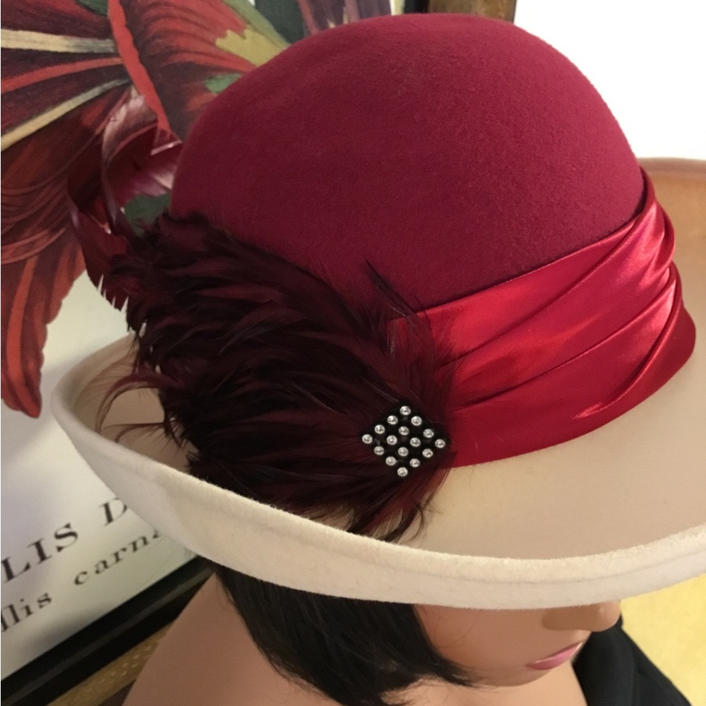 Vintage Hat by Michael Howard - Picture 3 of 9